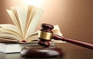 وکیل معاضدتی